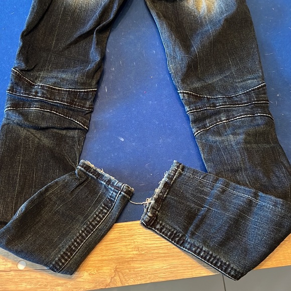 Unique Biker Rock Revivals - Picture 7 of 8